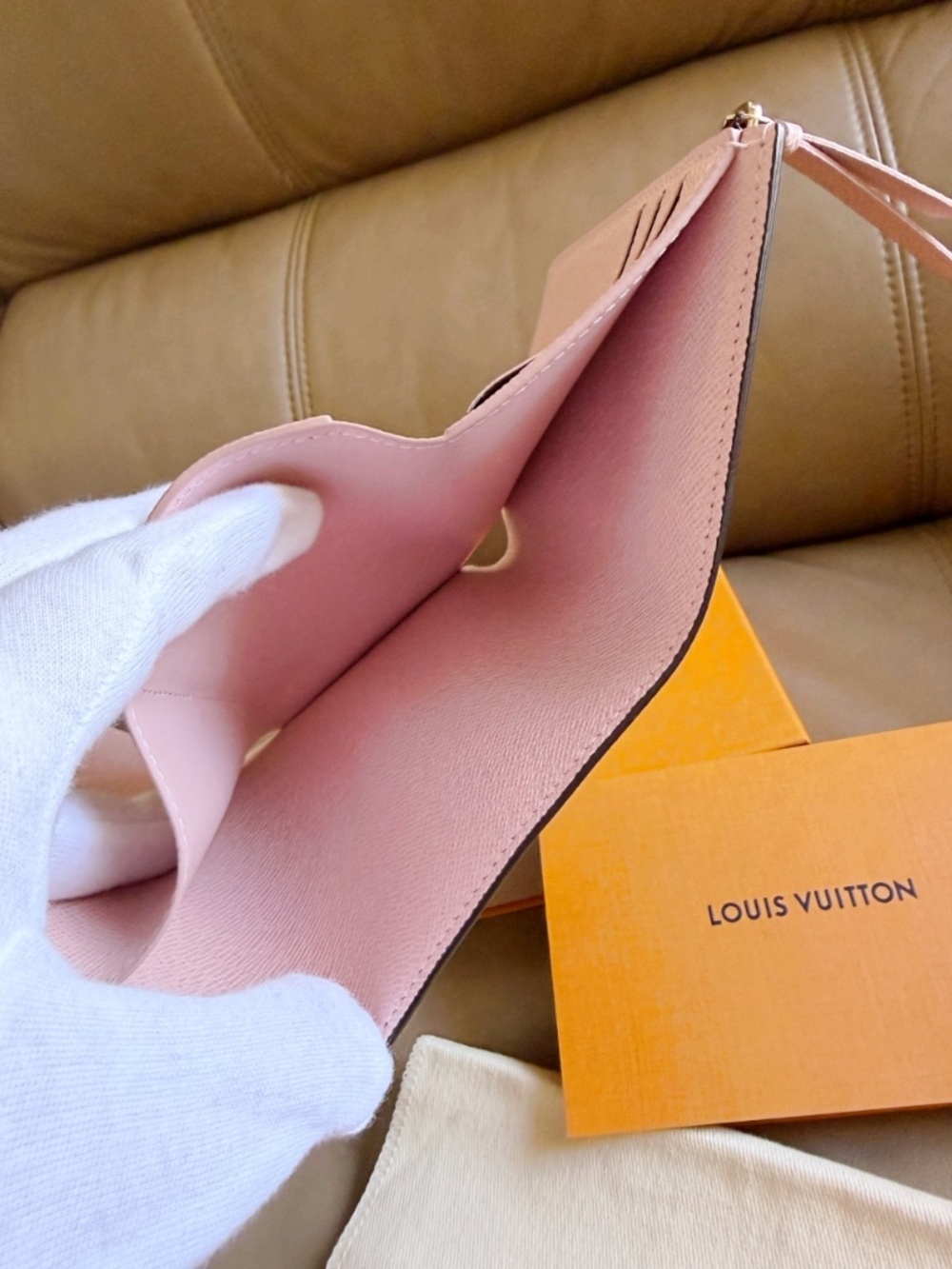 Louis Vuitton Victorine Wallet monogram Rose Ballerine - Picture 6 of 11
